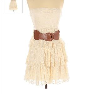 Cute Lace Strapless Buckle Dress
